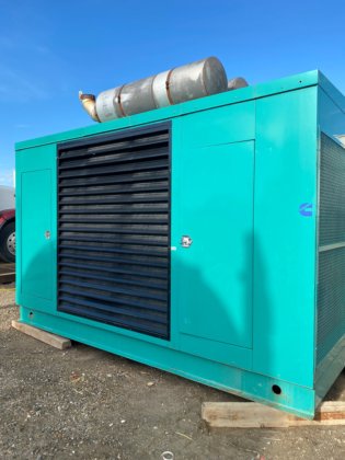 康明斯 GTA 28，480 千瓦，480 伏发电机