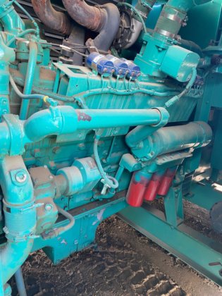 康明斯 GTA 28，480 千瓦，480 伏发电机