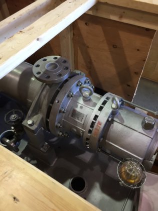 Mポンプとウェグ25馬力モーター