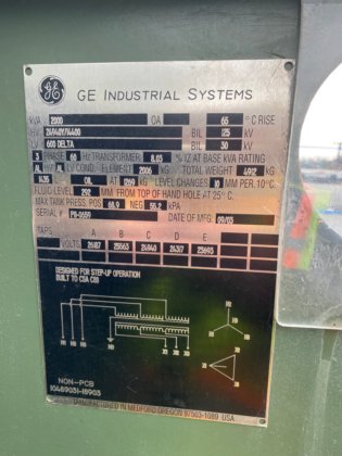 GE 工业系统 2000KVA 垫装变压器