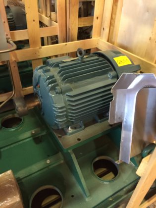 2台のPCCポンプとバルドール30馬力モーター