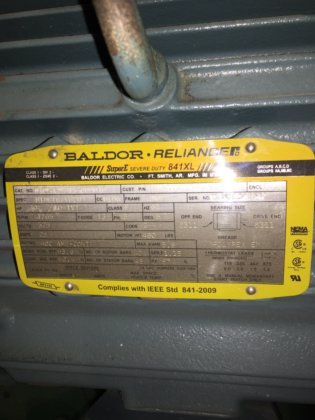 2台のPCCポンプとバルドール30馬力モーター