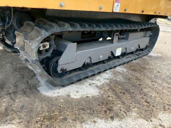 2017 MOROOKA MC-300D