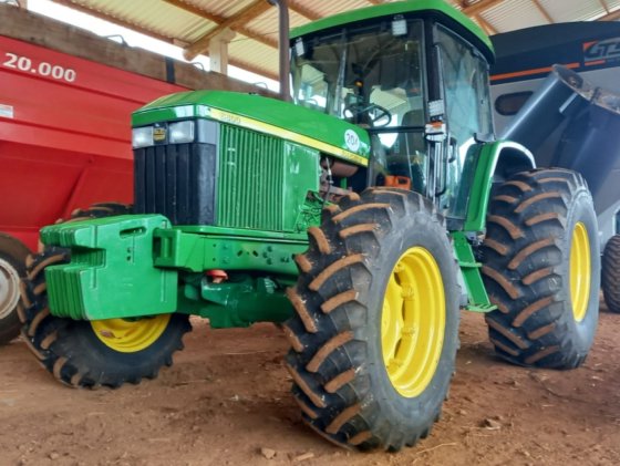 2000 JOHN DEERE 6600