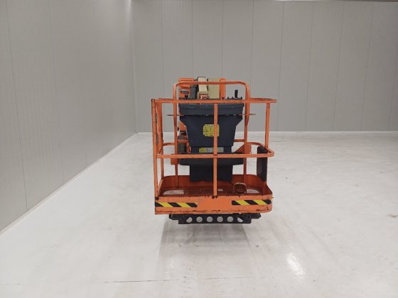 2014 JLG E300AJP