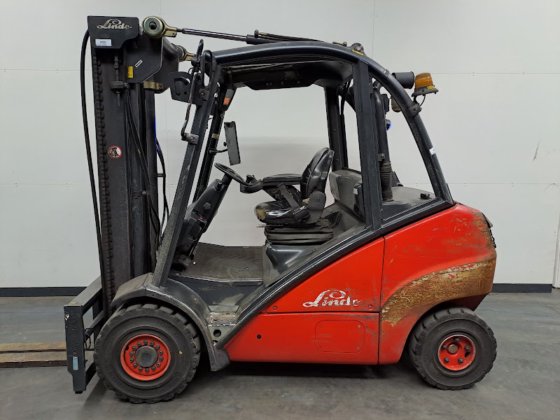 2004 LINDE H35D