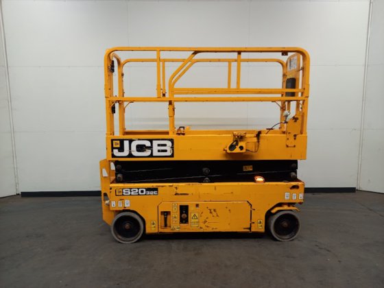 2017 JCB S2032E