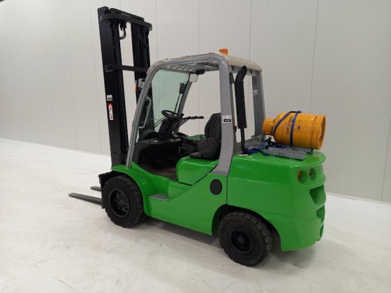 2011 CESAB M335G