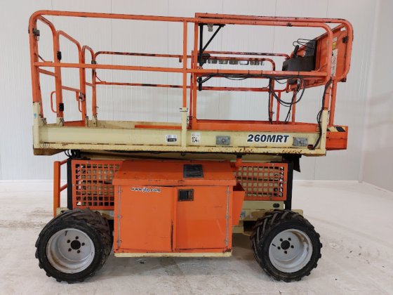 2017 JLG 260MRT