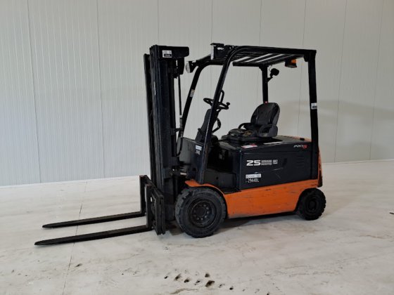 2012 DOOSAN B25X-5