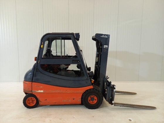 2007 LINDE E25-02