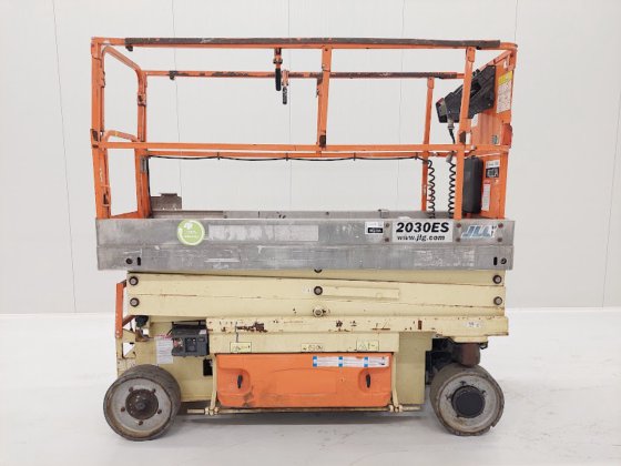 2012 JLG 2030ES