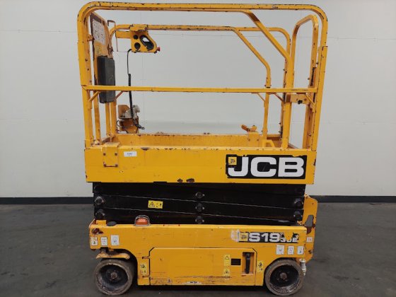 2017 JCB S1930E