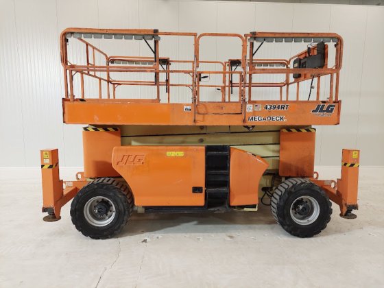 2014 JLG 4394RT
