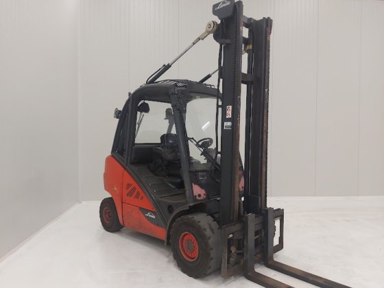 2015 LINDE H30D-02