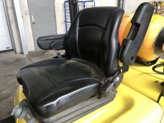 2017 HYSTER H2.5XT