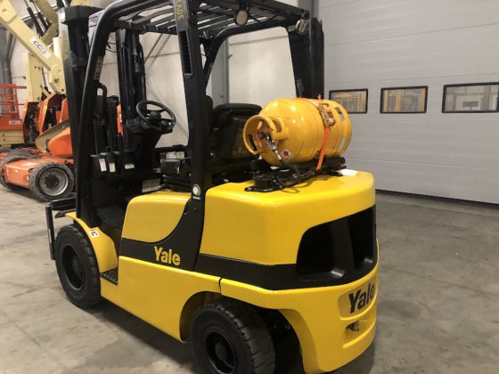 2019 YALE GLP30VX