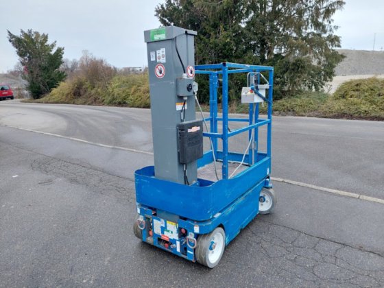 2015 SKYJACK SJ12