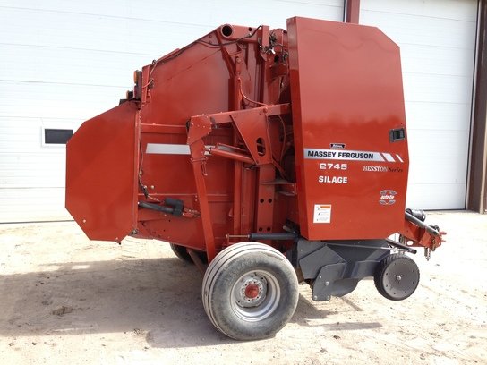 2007 Massey Ferguson 2745 in