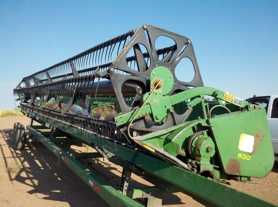 1991 John Deere 930 in
