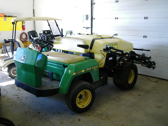 2007 John Deere 1800 in