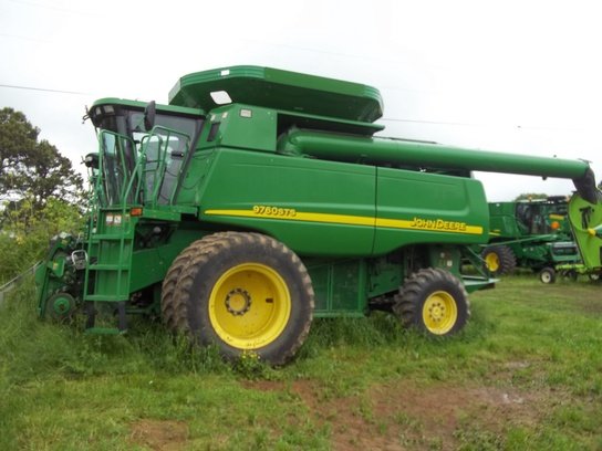2005 John Deere 9760 STS