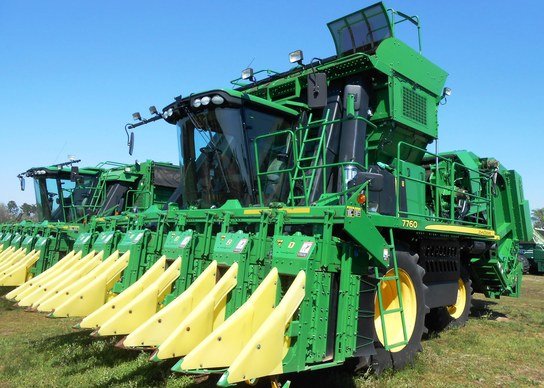 2009 John Deere 7760 in