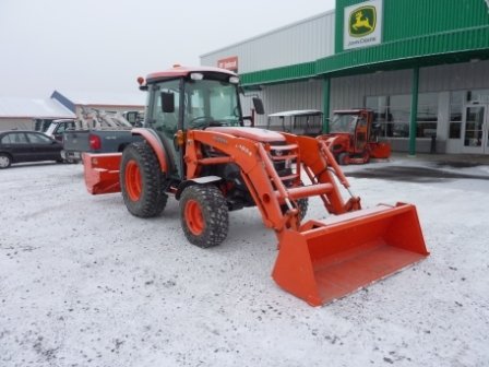 2009 Kubota L5740 in St-Bruno-de-Montarville,