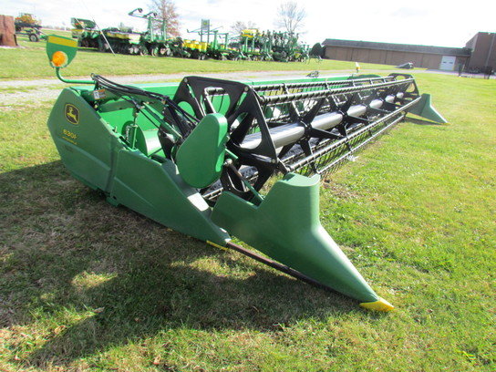 2006 John Deere 630F in
