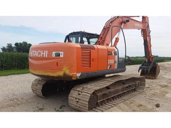 2008 Hitachi Z200 in Dubuque,
