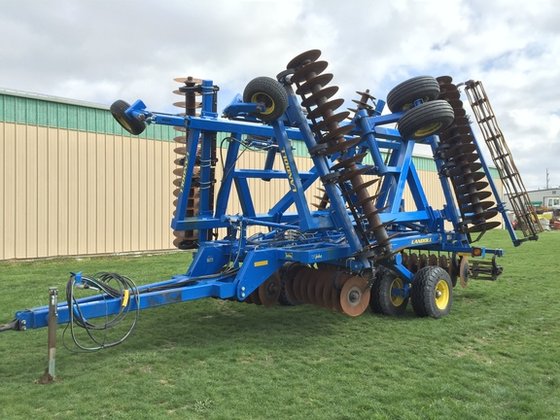 2013 Landoll 7431-29 in Flora,