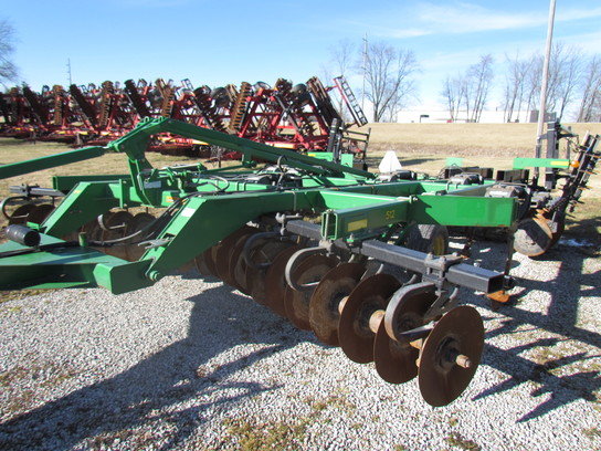 2006 John Deere 512 in
