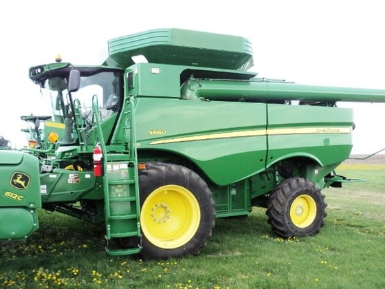 2012 John Deere S660 in