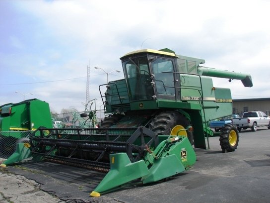 1980 John Deere 7720 in