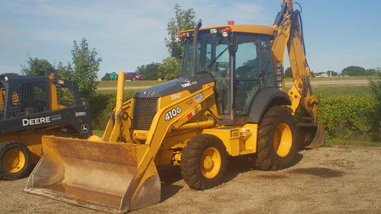 2002 John Deere 410G in