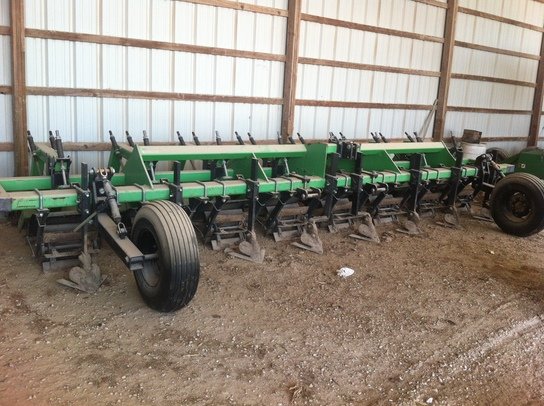 Bigham Brothers 8 row in