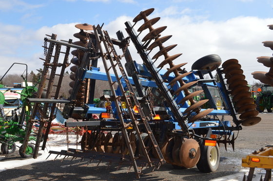 2007 New Holland ST440 in