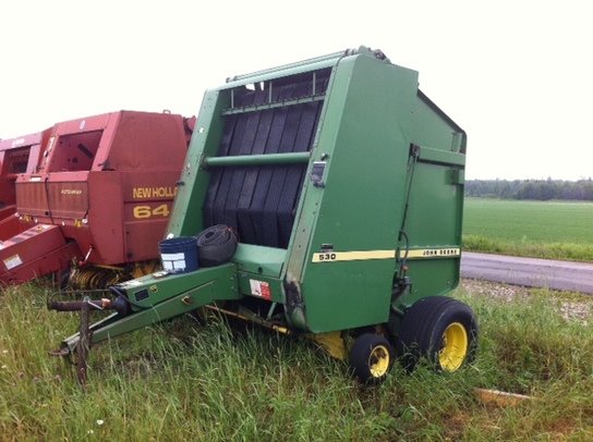 1985 John Deere 530 in