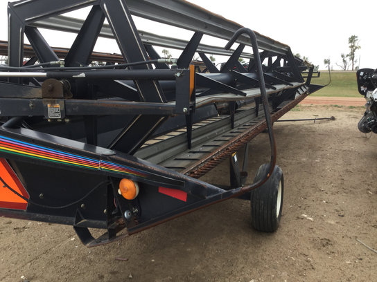 1994 MacDon 962 in Bowman,