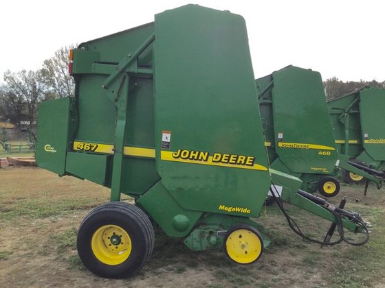 2005 John Deere 467 in