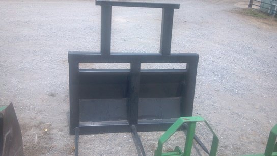 2009 Bale Spears in Loleta,