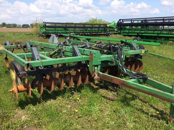 1991 John Deere 714 in
