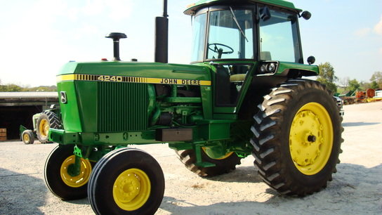 1978 John Deere 4240 in