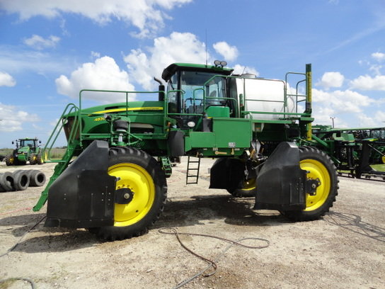2007 John Deere 4830 in
