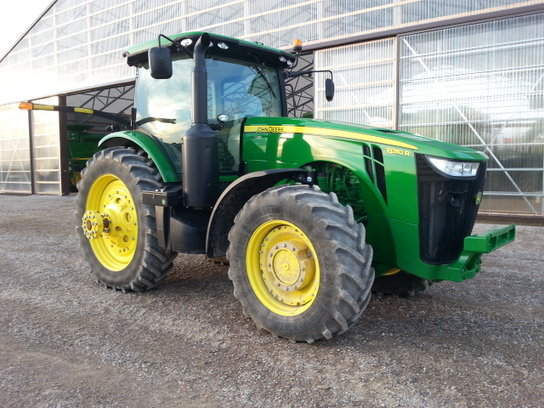 2012 John Deere 8310R in