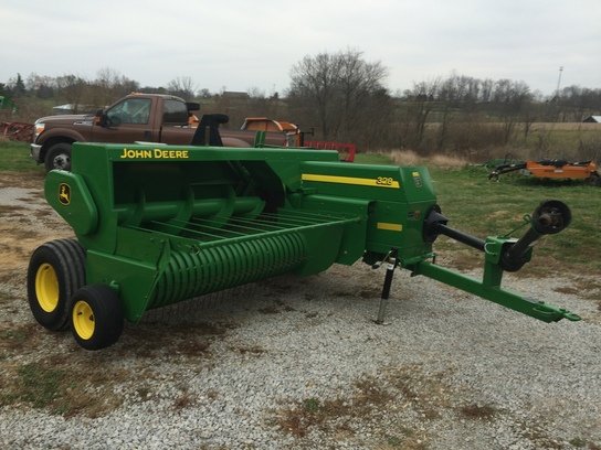 2008 John Deere 328 in