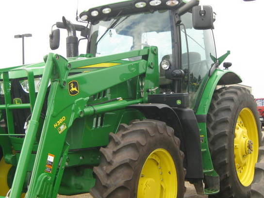 2012 John Deere 6170R in