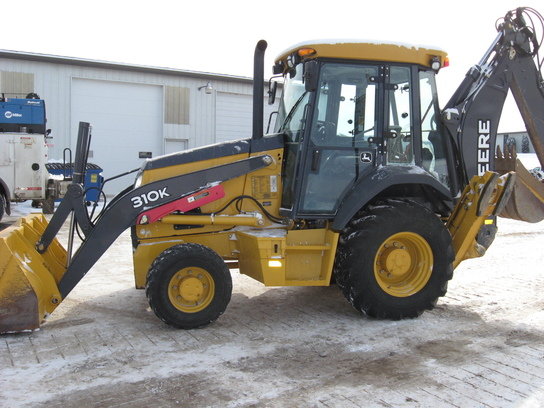 2012 John Deere 310K in