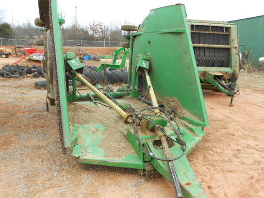 2003 John Deere CX-20 in