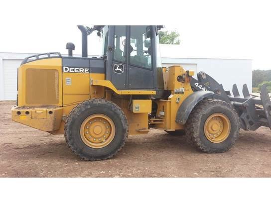 2011 John Deere 444K in